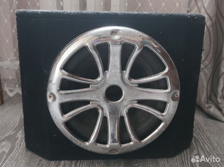 Сабвуфер Mystery