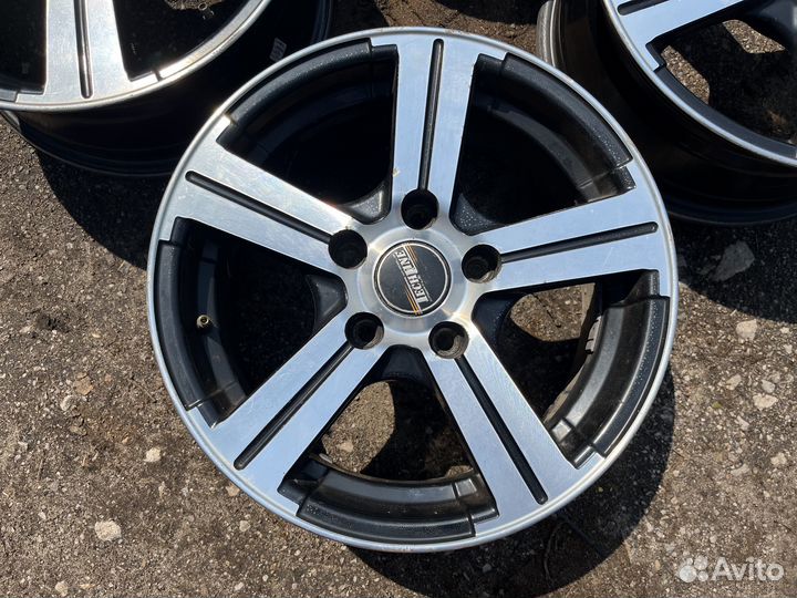 Литые Диски R15 Tech Line TL503 5x114.3 D66.1 ET43