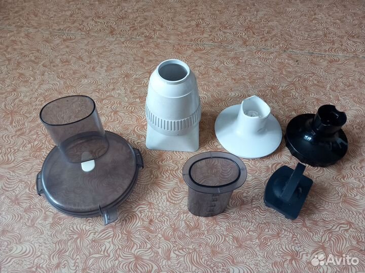 Кухонный комбайн,детали