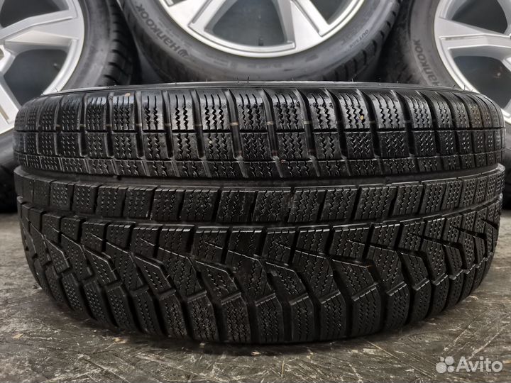 R17 Hankook Winter I'Cept Evo2 W320 215/45, PCD 5x100 DIA 57.1