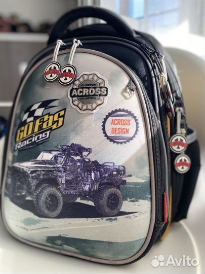 Школьный рюкзак