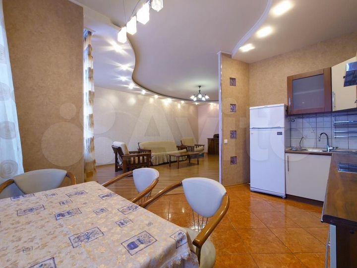 3-к. квартира, 95,8 м², 1/6 эт.