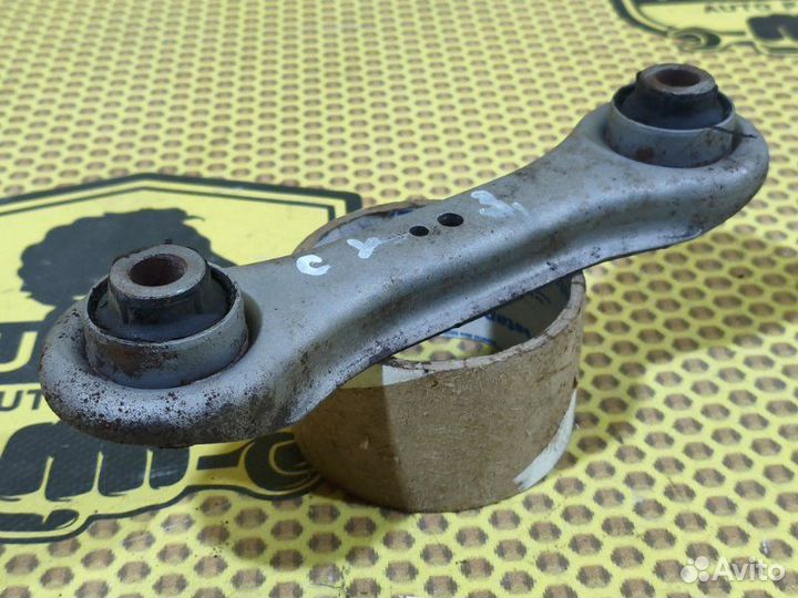 Рычаг подвески поперечный нижний задний правый