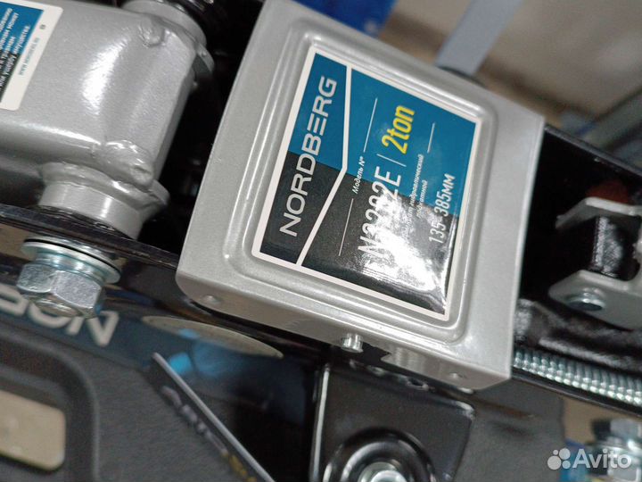 Домкрат подкатной 2 тн Nordberg N3202E