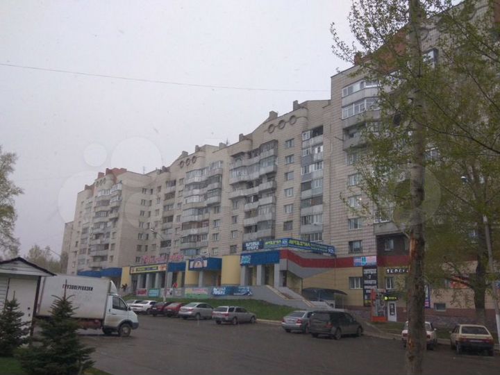 Торговая площадь, 1000 м²