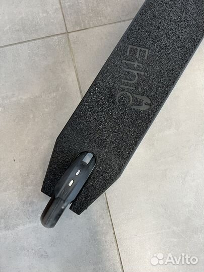 Трюковой самокат Ethic Erawan