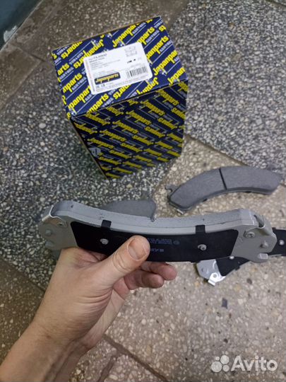 Колодки тормозные Hummer H2