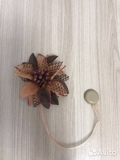 Держатель для штор на магните