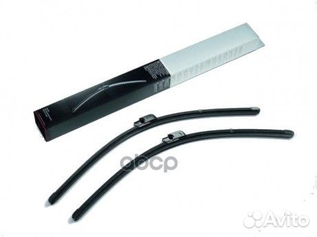 Щётки стеклоочистителя переднего комплект 8R199