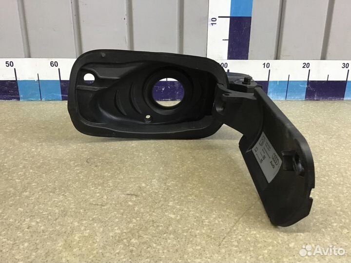 Лючок бензобака Audi A5 S5 2017