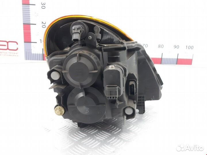 Фара передняя для Renault Modus 7701058174