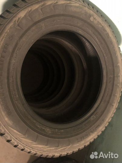 Nokian Tyres Hakkapeliitta 5 235/60 R16