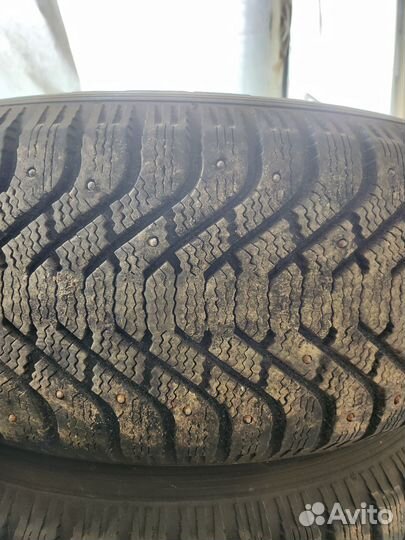 Goodyear UltraGrip 500 255/65 R17