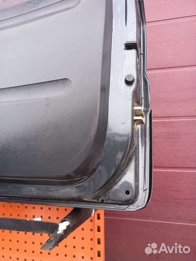 Дверь багажника комплектная Toyota rav 4 v 30