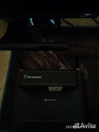 Тв приставка и роутер