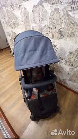 Коляска прогулочная