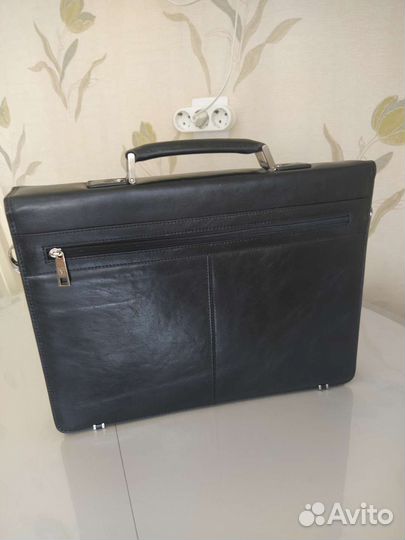 Мужской кожаный портфель новый