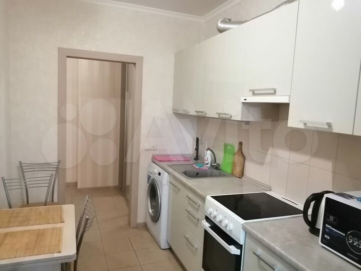 1-к. квартира, 42 м², 9/12 эт.