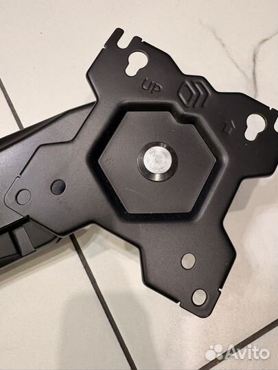 Держатель для монитора