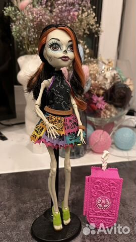 Кукла Монстер Хай скелета скариж и элизабэт