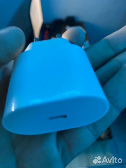 Оригинальный блок iPhone 20 w