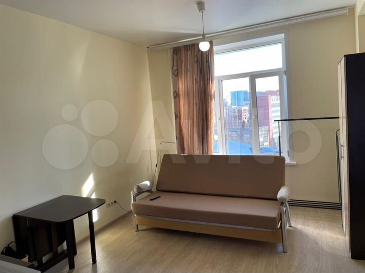 4-к. квартира, 114 м², 9/10 эт.