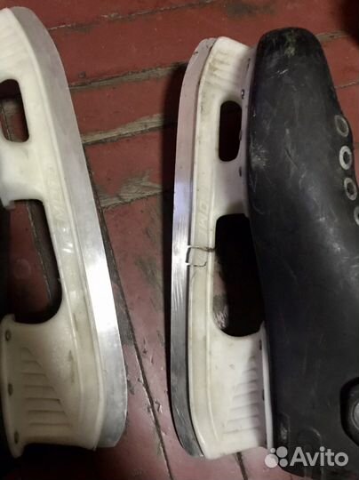 Хоккейные коньки salvo