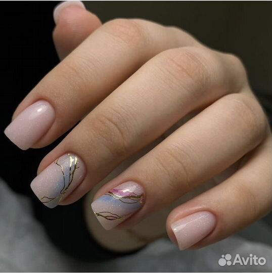 Маникюр, педикюр, наращивание ногтей