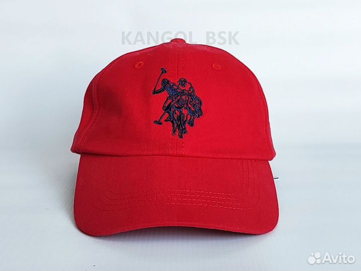 Бейсболка красная 