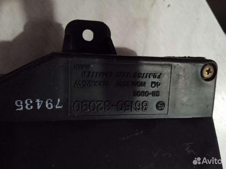 Колонка автомобильная акустическая на тоета королл