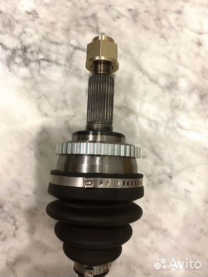 Привод передний левый Nissan Primera P12 QG18