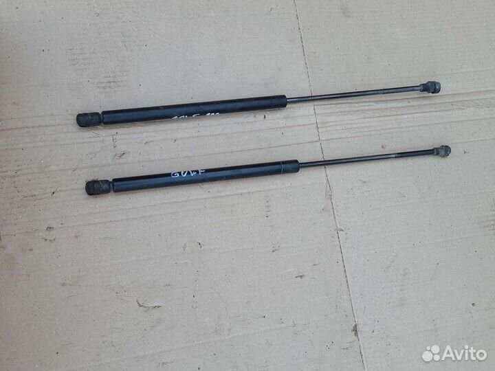 Амортизатор багажника Volkswagen Golf 4 1998-2005