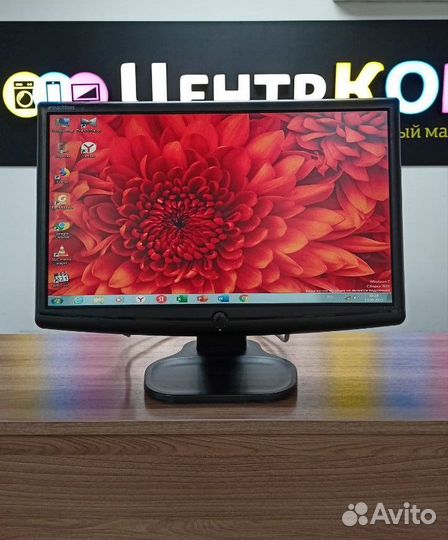 Монитор Emachines 19