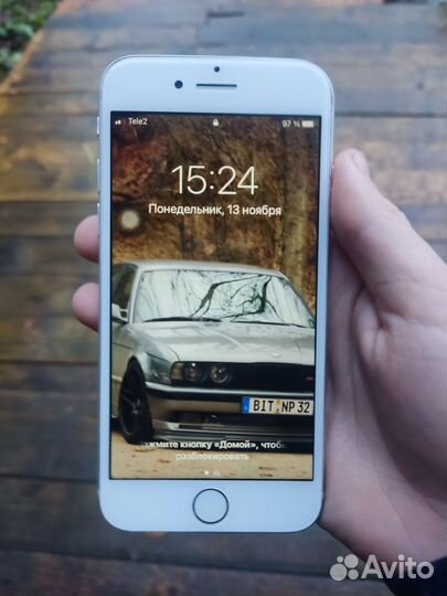iPhone 8, 64 ГБ