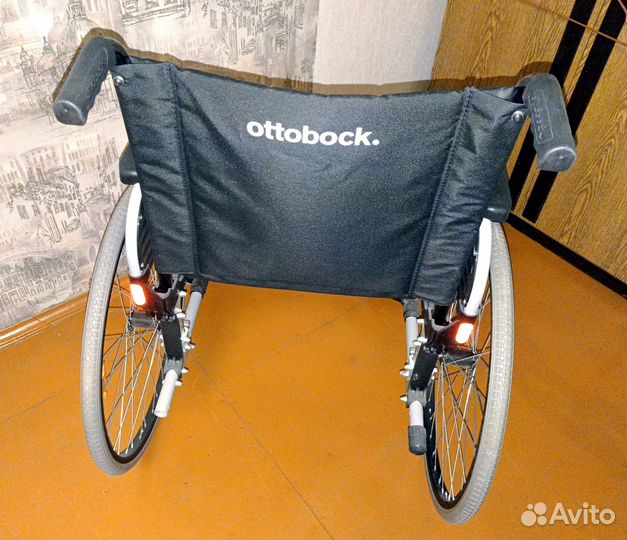 Инвалидная коляска