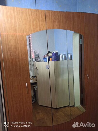 Шифоньер
