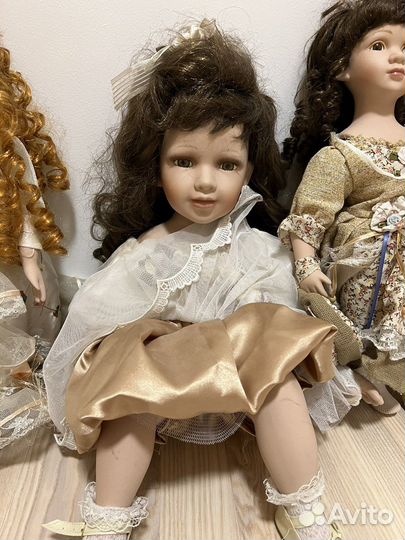 Кукла фарфоровая коллекционная