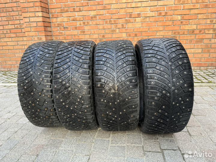 Michelin X-Ice North 4 225/45 R18 и 255/40 R18