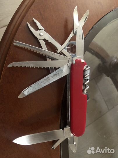 Victorinox swisschamp