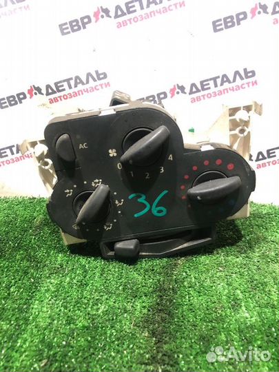 Блок управления отопителем Renault Logan седан 1.6