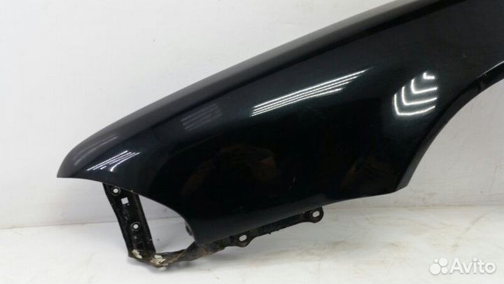 Крыло переднее левое Mitsubishi Sigma F16A 6G72