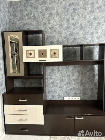 Стенка в гостиную