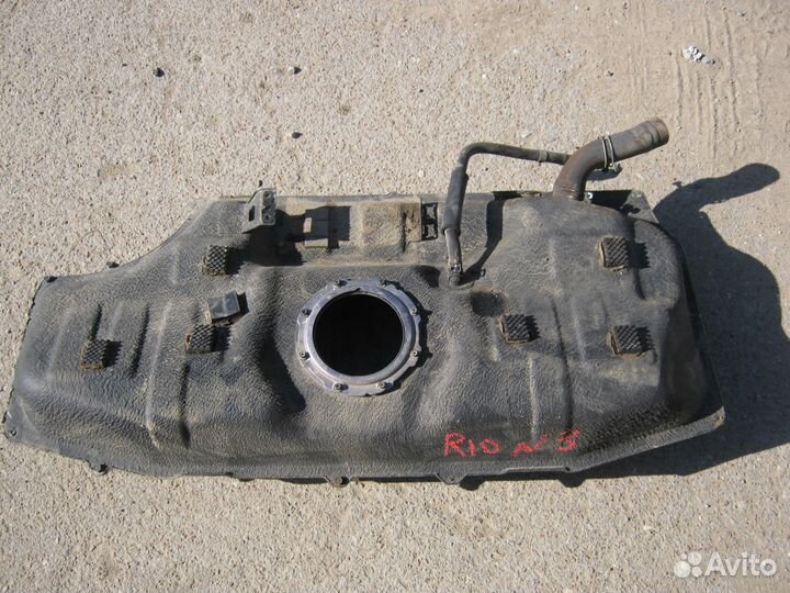 Бензобак Kia Rio 3 Киа Рио 3