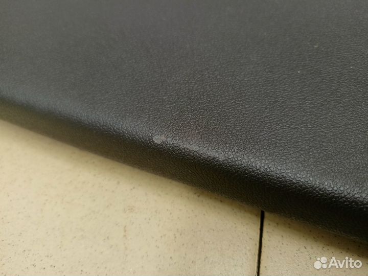 Обшивка стойки A1 2010