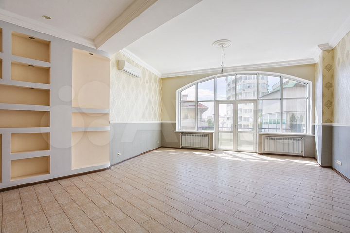 4-к. квартира, 164,7 м², 1/7 эт.