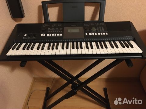 Синтезатор Yamaha PSR E423