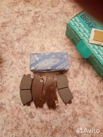 Тормозные колодки задние и передние