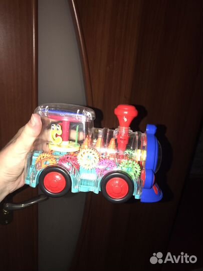 Игрушка паровозик