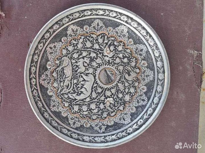 Тарелки (чеканкак,резьба )