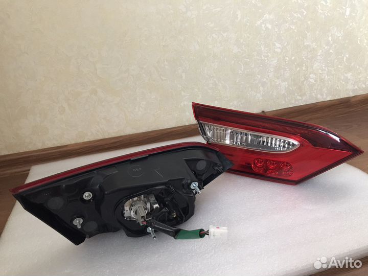Фонари на Camry V70